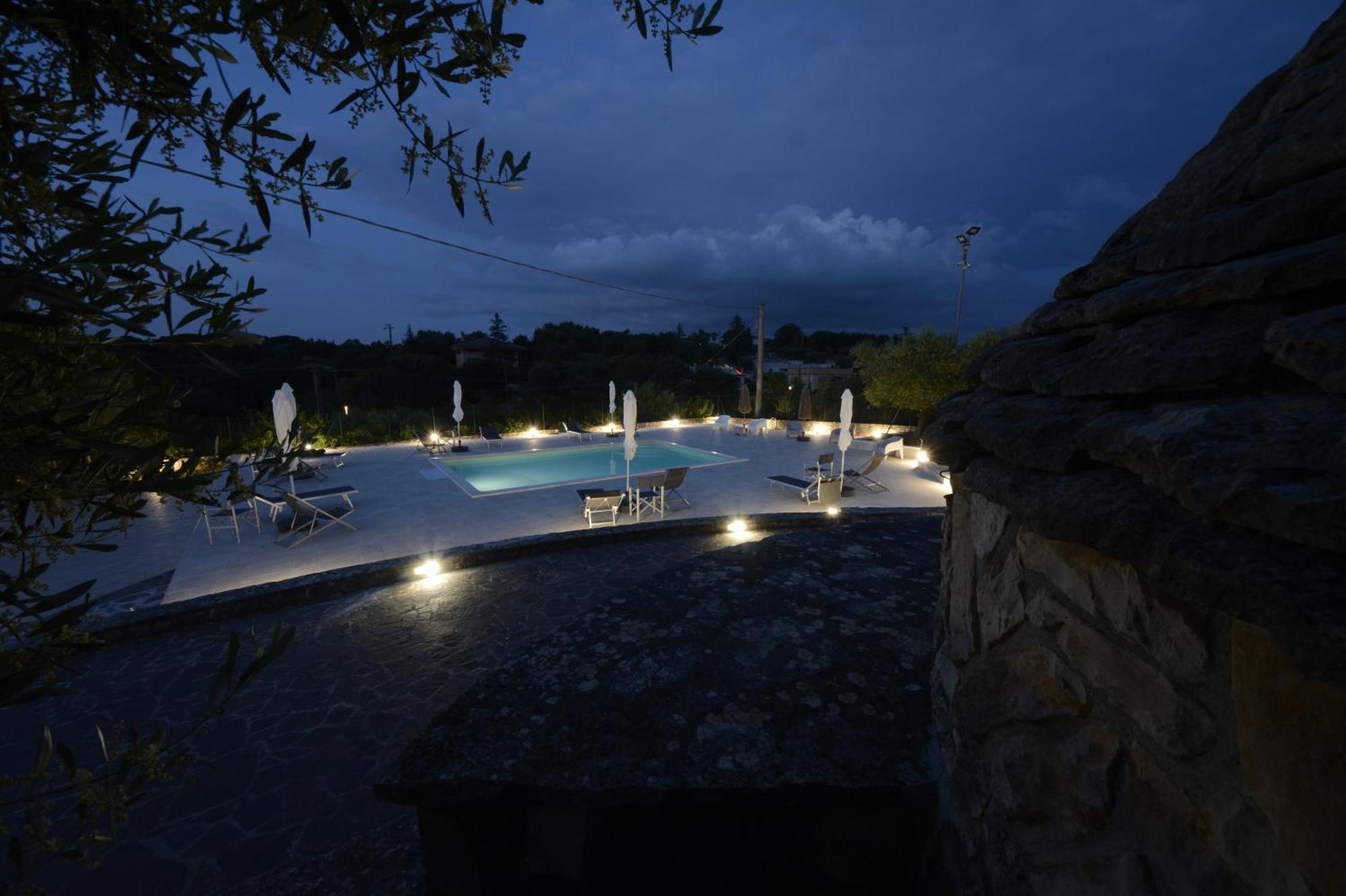 Апартаменты I Trulli Di Eva Ночи Экстерьер фото